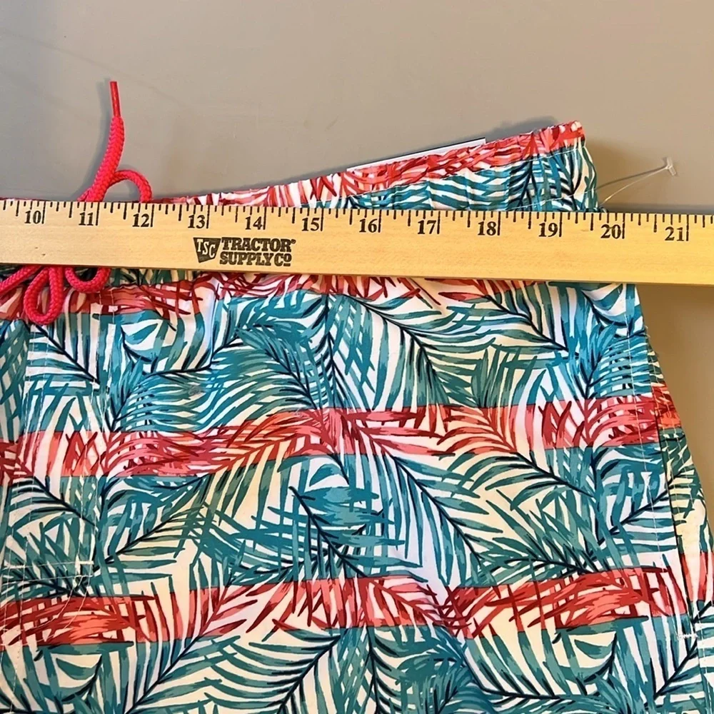 NWT Club Room Quick Dry Tropical Leaf Print Swim Shorts XL
